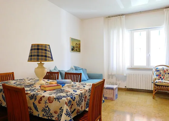 Fantastico In Centro, 莱万托